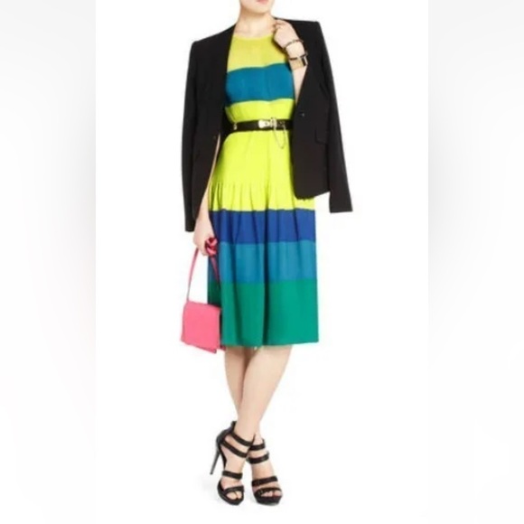 BCBGMAXAZRIA KASSANDRA PLEATED COLOR-BLOCKED DRESS NIQ6U633 SIZE XXS - Picture 1 of 9